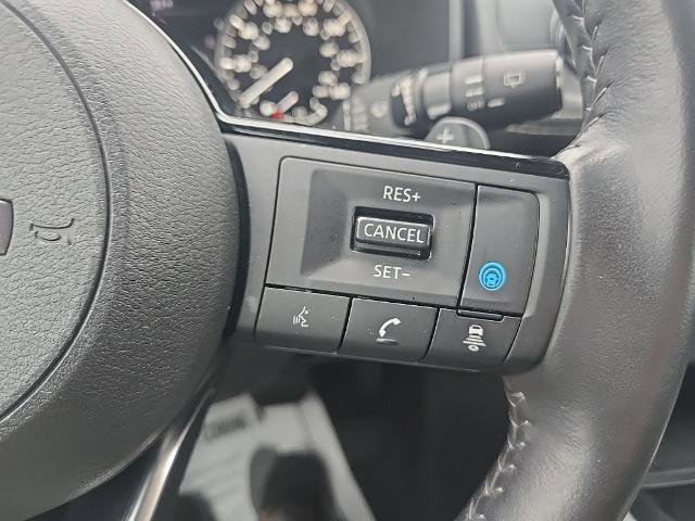 Certified 2023 Nissan Rogue SV w/ SV Premium Package image 18