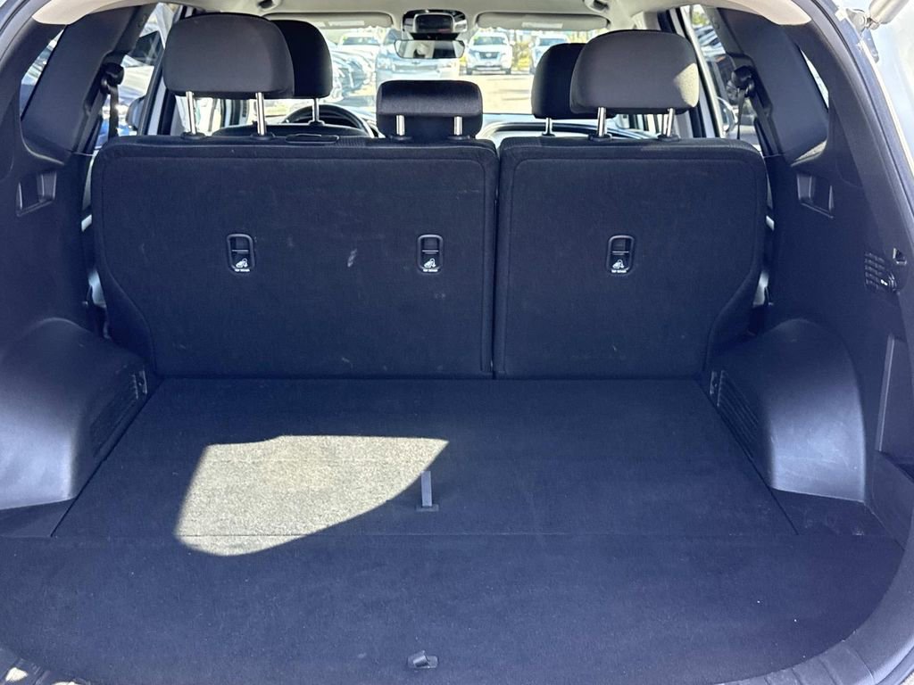 Used 2023 Hyundai Santa Fe SEL image 12