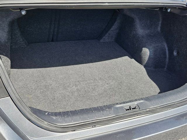 Used 2025 Nissan Altima 2.5 SV image 29