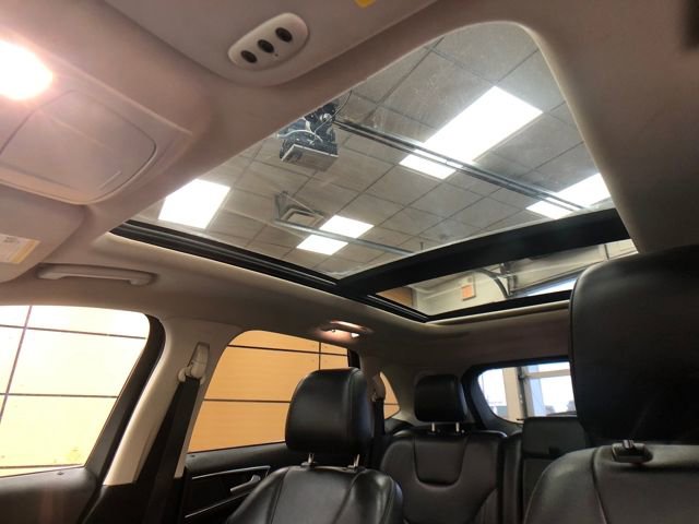 Certified 2020 Ford Edge Titanium w/ Class II Trailer Tow Package image 21