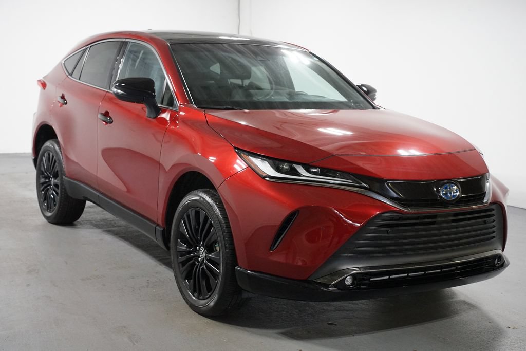 Certified 2023 Toyota Venza Nightshade AWD/4WD image 3