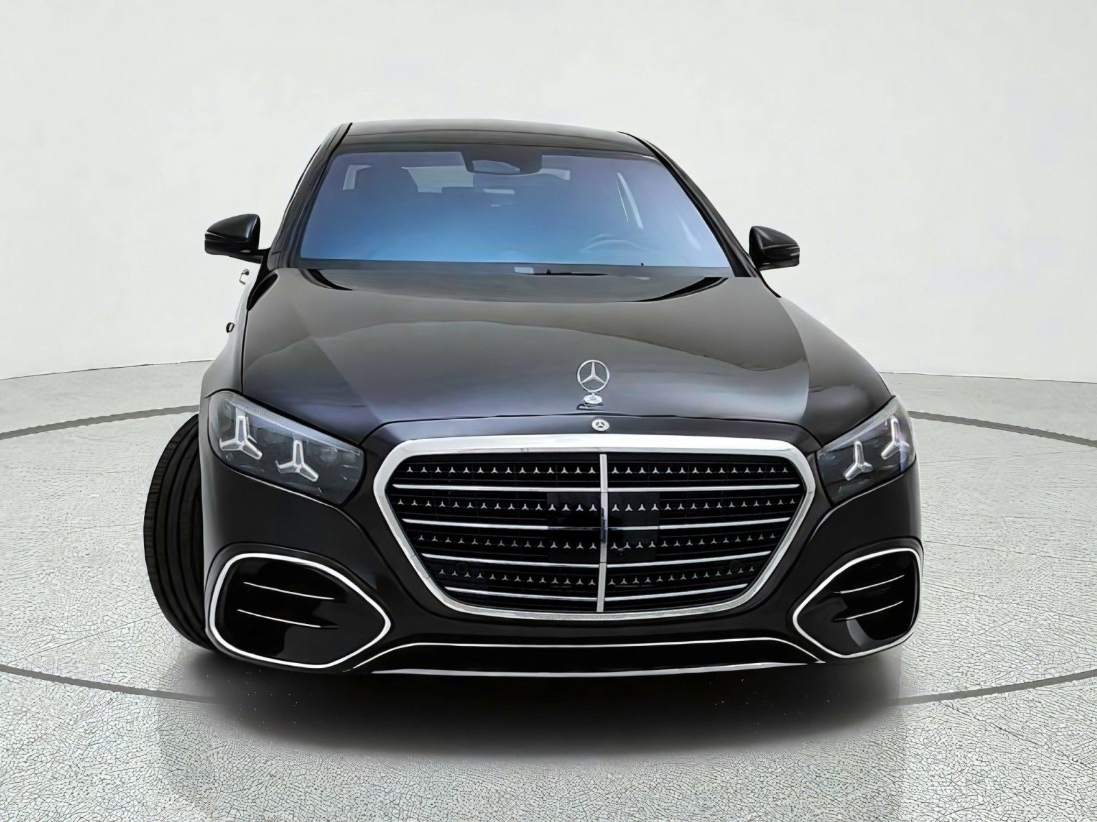 New 2027 Mercedes-Benz S 580 4MATIC Sedan image 3
