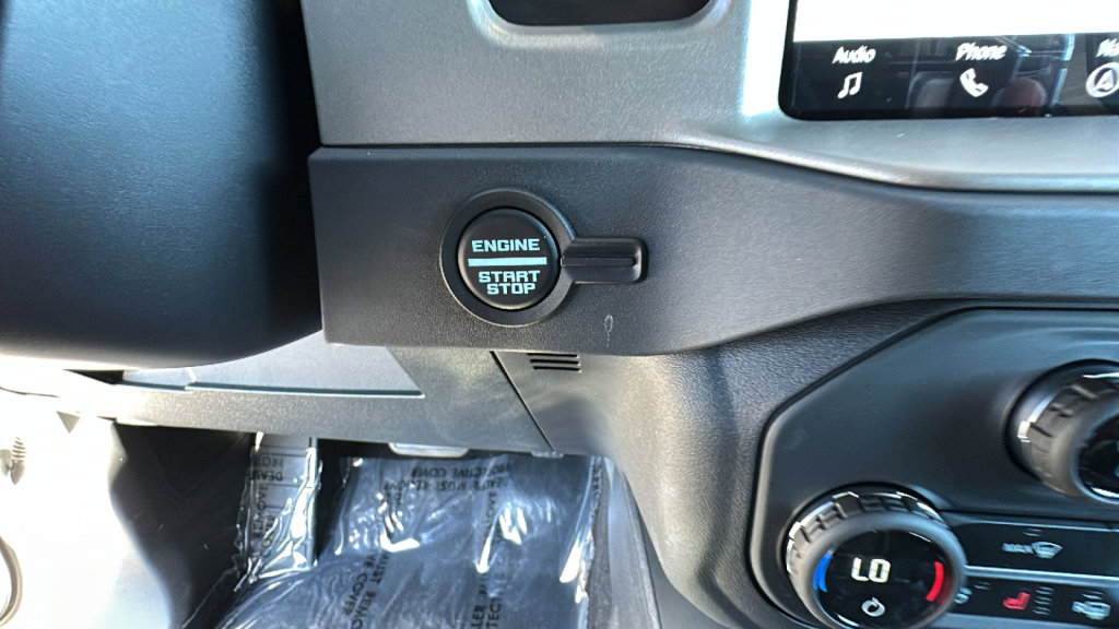 New 2025 Ford Bronco Outer Banks image 17