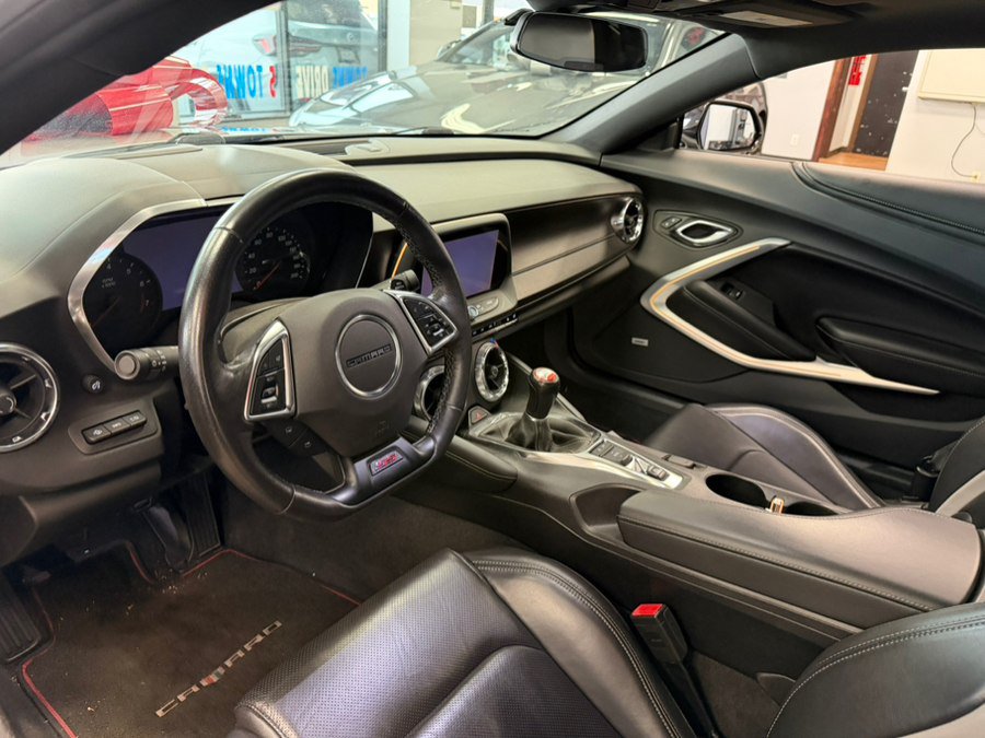 Used 2018 Chevrolet Camaro SS w/ Redline Edition RWD image 18