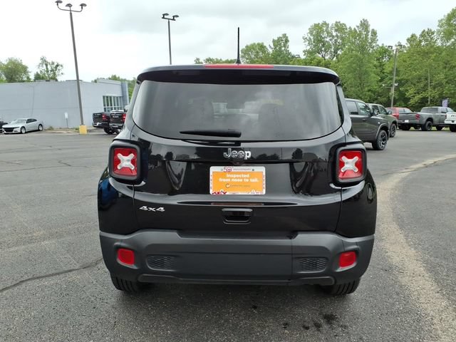 Certified 2023 Jeep Renegade Latitude AWD/4WD image 6