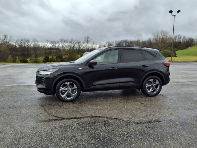 Used 2025 Ford Escape ST-Line AWD/4WD image 34