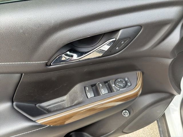 Used 2021 GMC Acadia SLE w/ Driver Convenience Package image 27