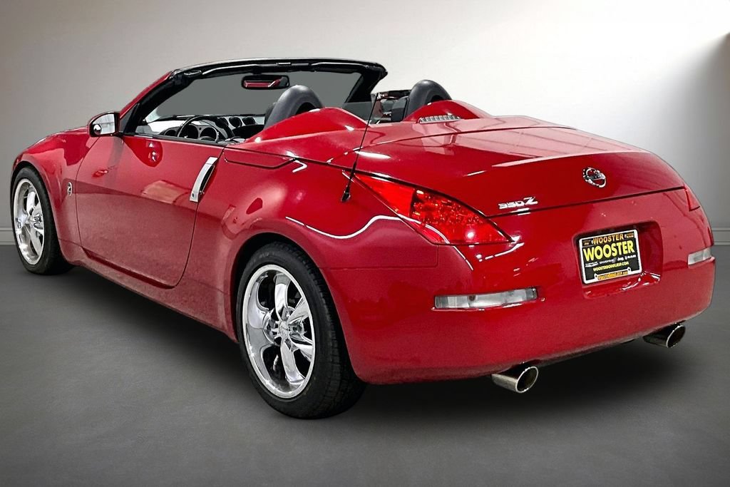 Used 2006 Nissan 350Z Touring RWD image 4