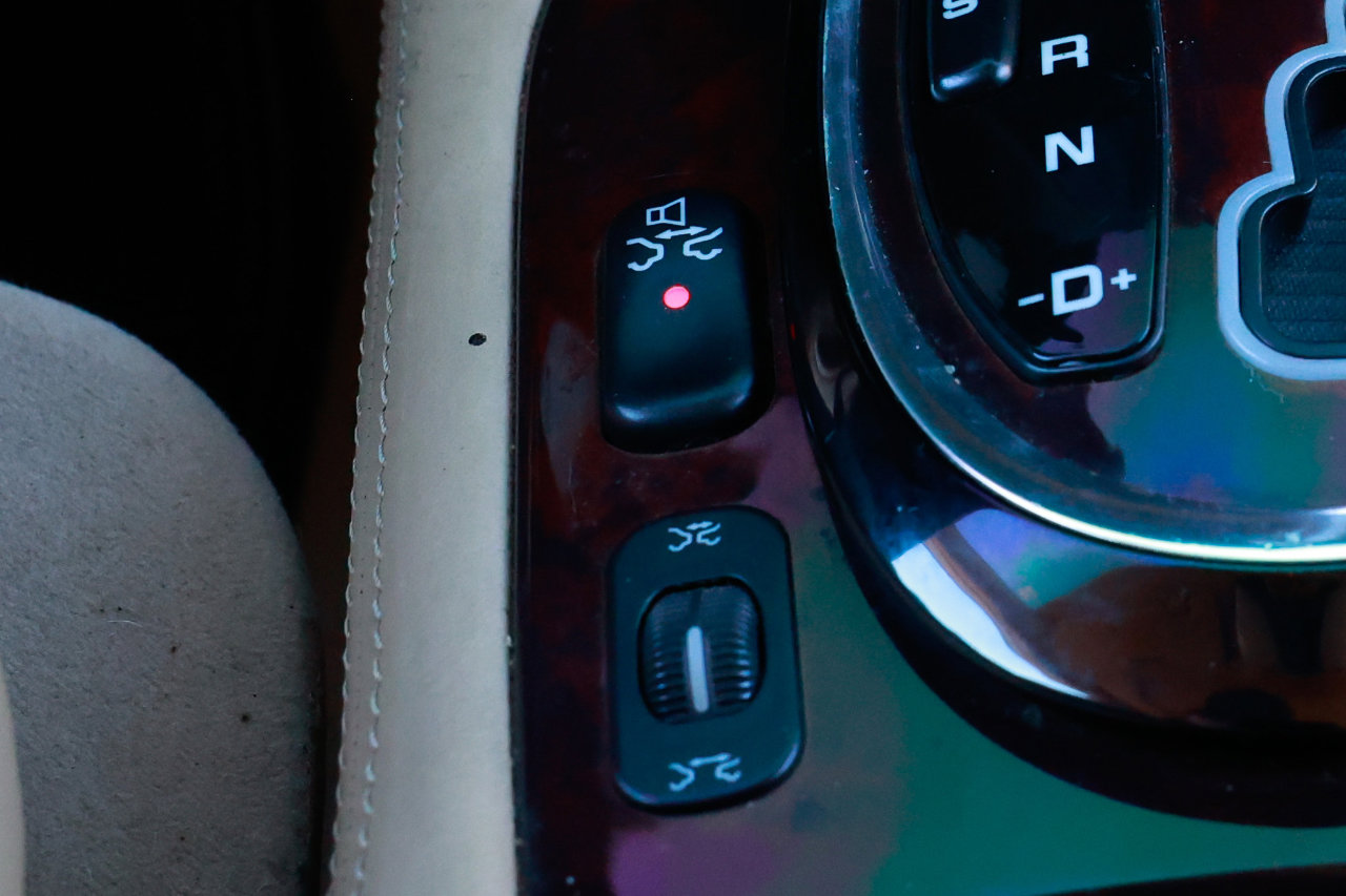 Used 2001 Mercedes-Benz S 600 image 33