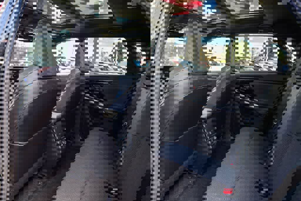 Used 2024 Toyota bZ4X XLE w/ Weather Package image 18