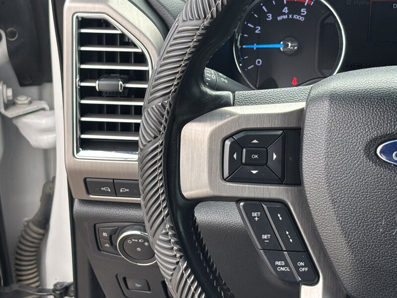 Used 2017 Ford F250 Platinum w/ Platinum Ultimate Package AWD/4WD image 15