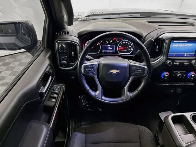 Used 2022 Chevrolet Silverado 1500 LT AWD/4WD image 22