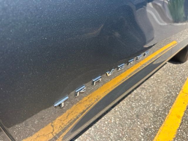 Used 2025 Chevrolet Traverse LT FWD image 8