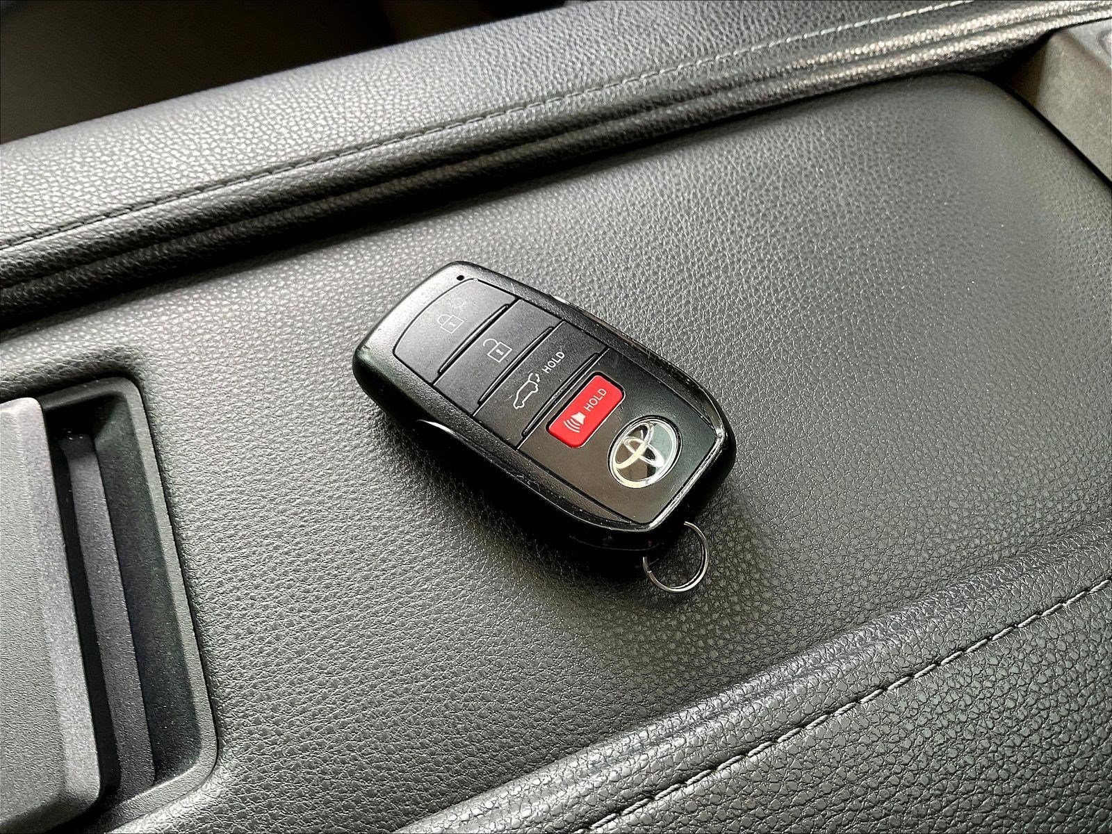 Certified 2024 Toyota Grand Highlander AWD image 34