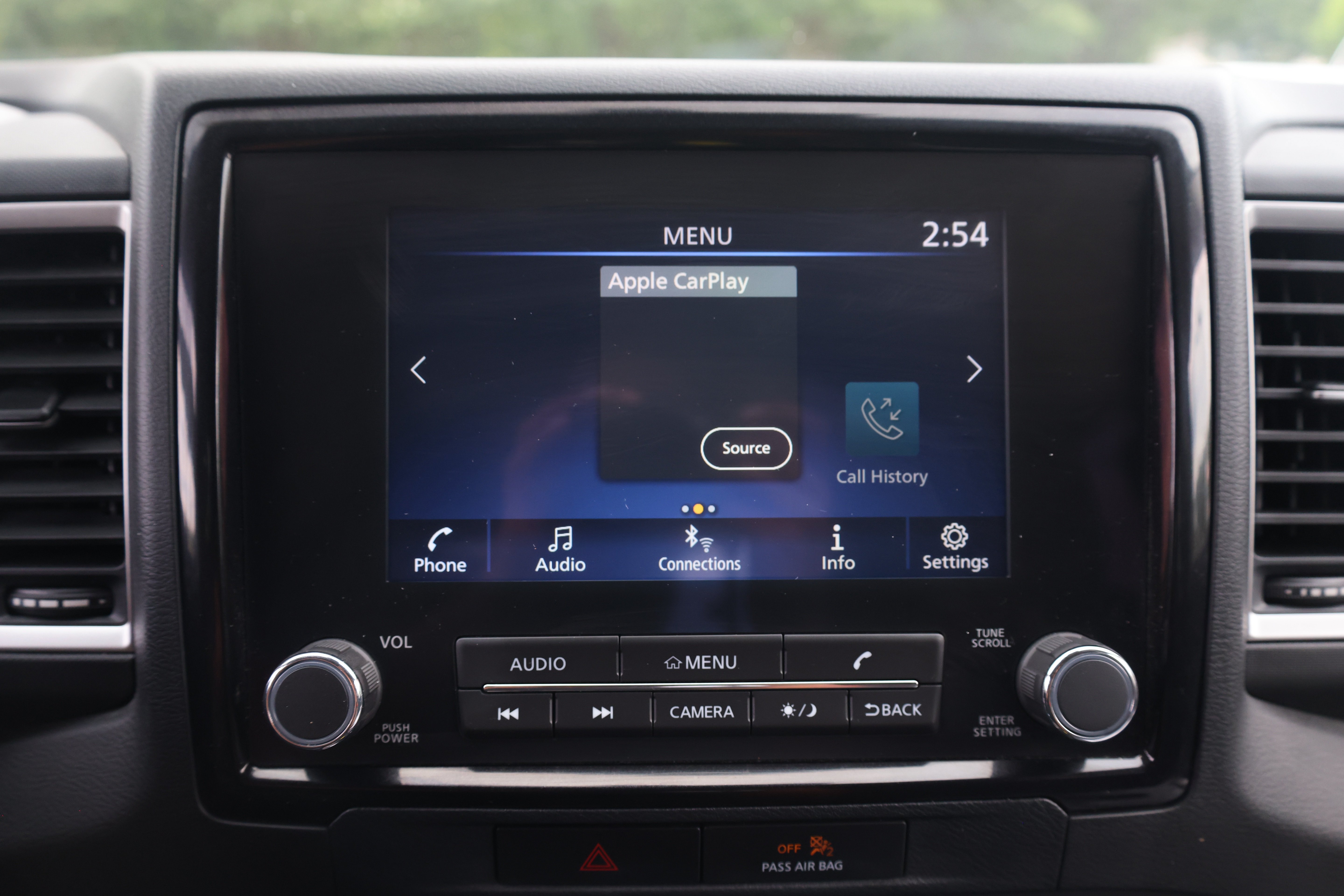 Used 2022 Nissan Frontier SV w/ Technology Package RWD image 24