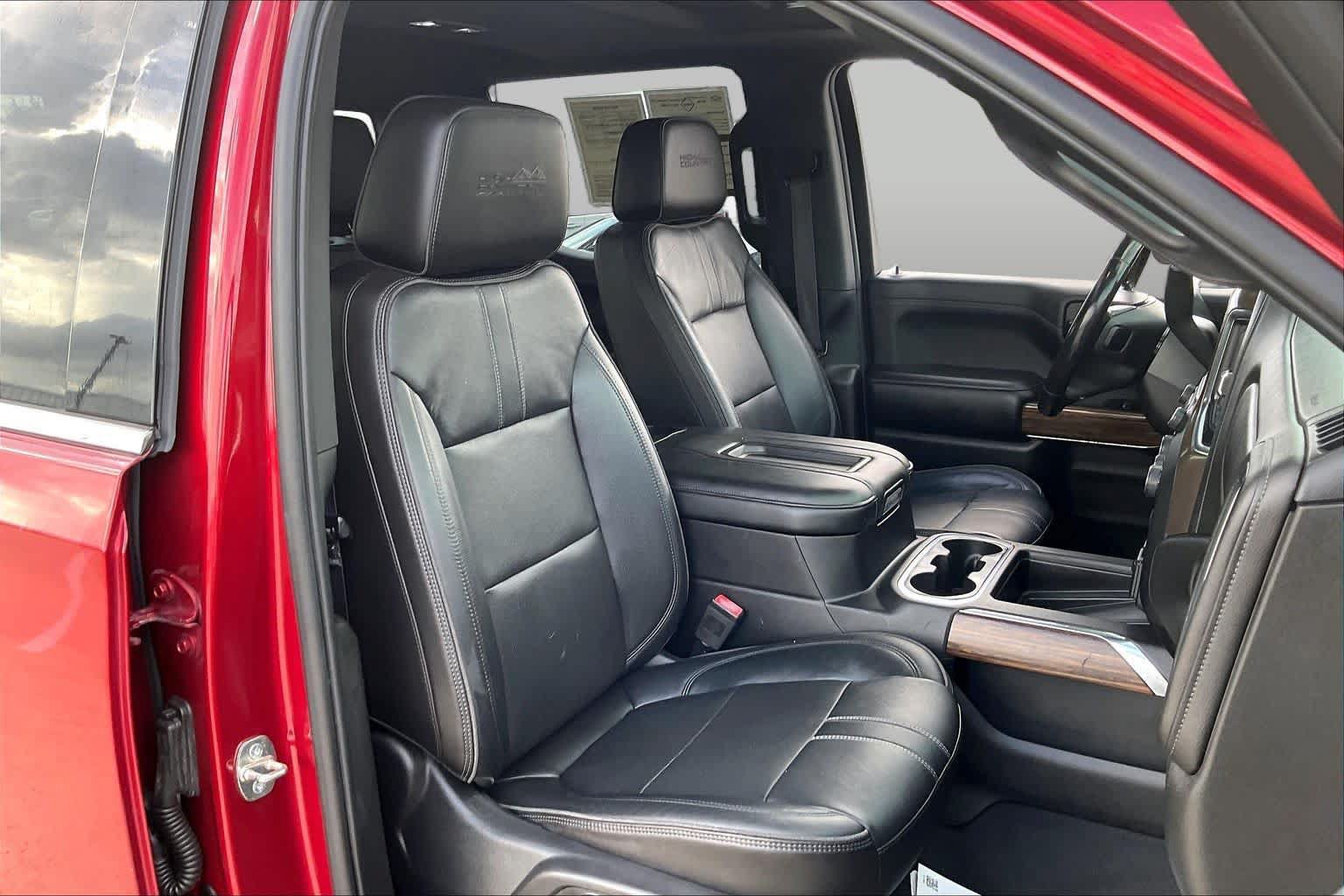 Used 2019 Chevrolet Silverado 1500 High Country w/ Safety Package II RWD image 9