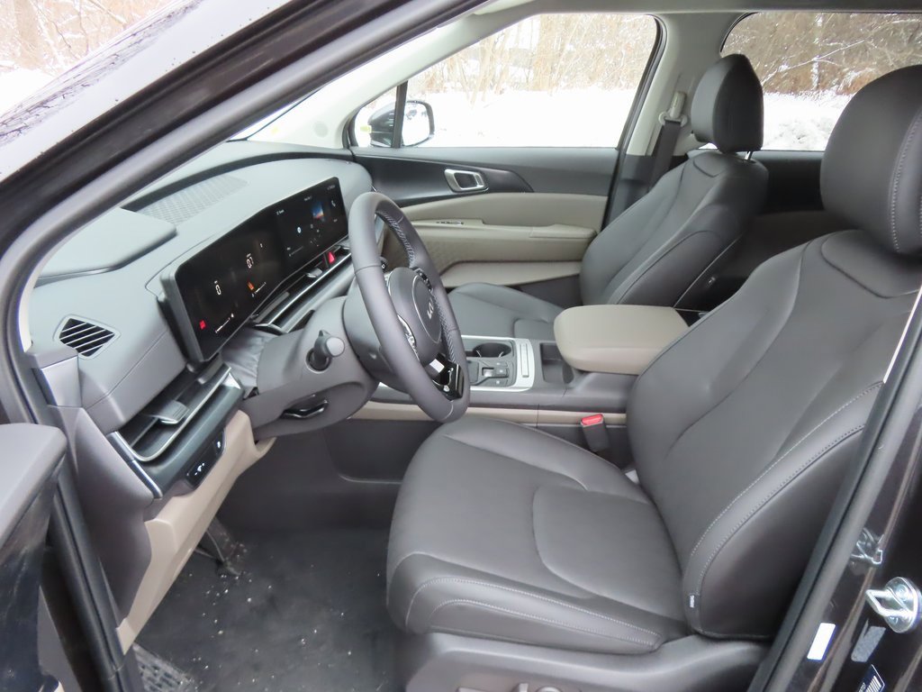 New 2026 Kia Carnival image 21