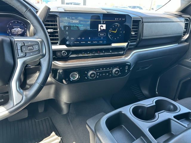 Used 2024 Chevrolet Silverado 1500 LT image 20