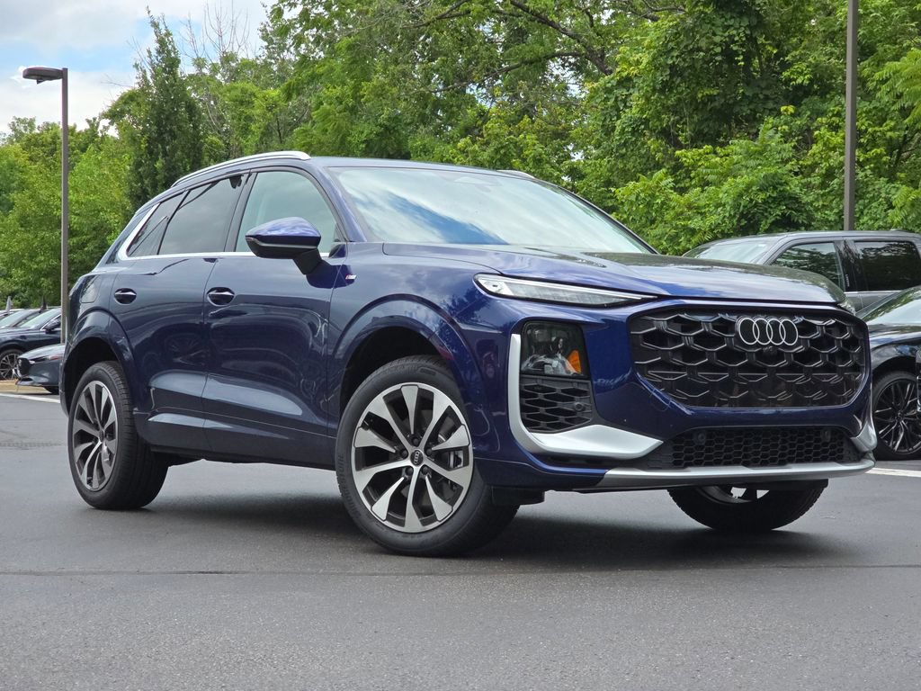 Certified 2026 Audi Q3 quattro 2.0T AWD/4WD image 8