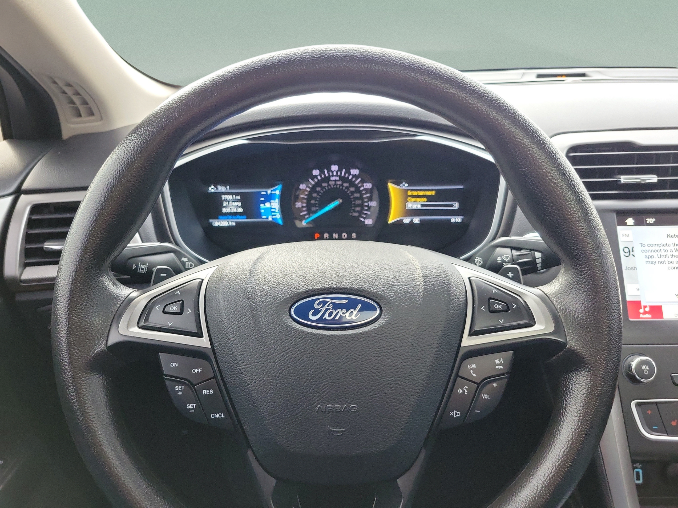 Used 2019 Ford Fusion SE AWD/4WD image 20