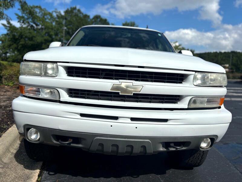 Used 2006 Chevrolet Suburban Z71 w/ Z71 Preferred Equipment Group image 4