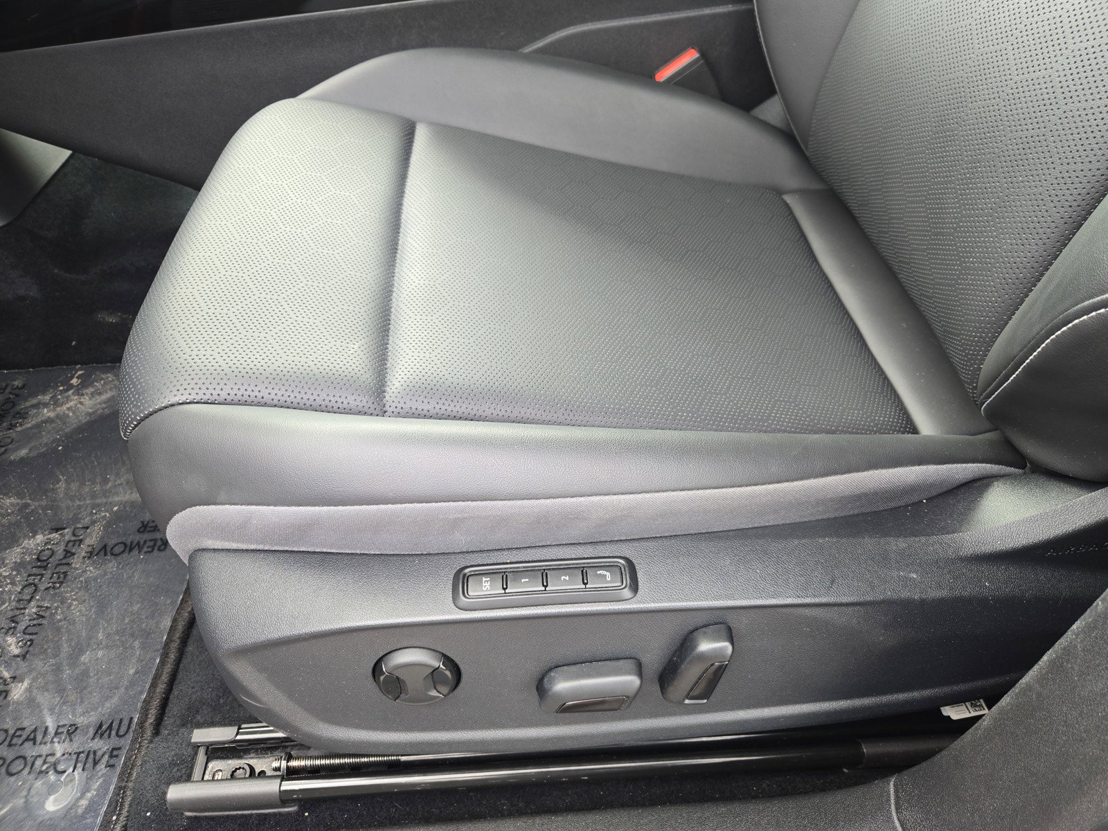 Used 2023 Volkswagen ID.4 Pro S AWD/4WD image 16