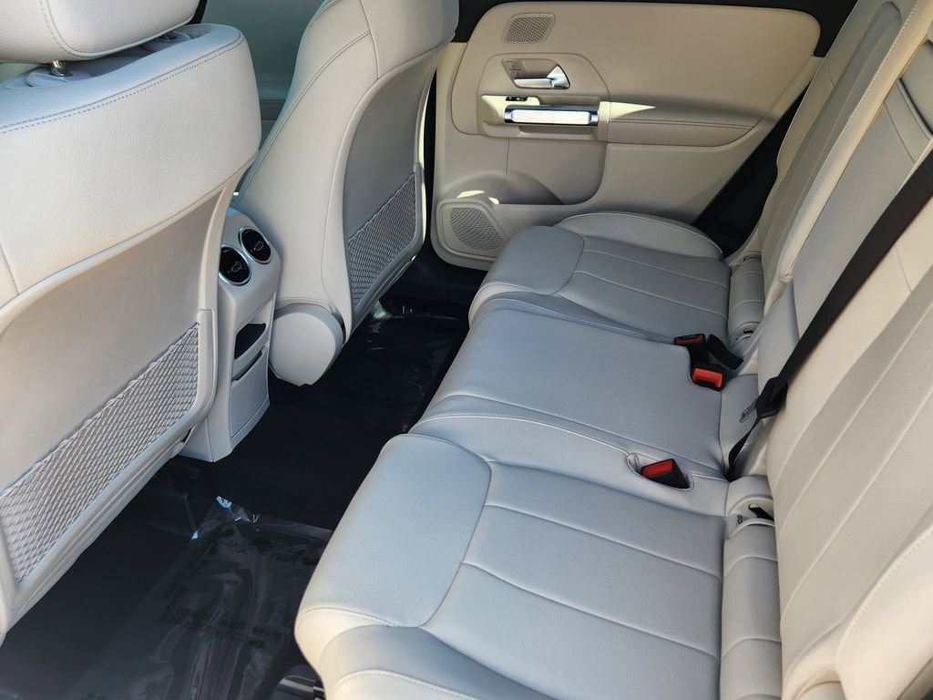 New 2026 Mercedes-Benz GLB 250 4MATIC image 29