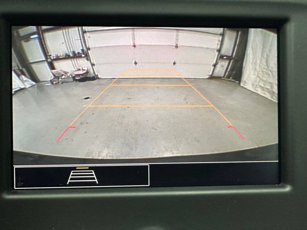 Used 2022 Chevrolet Equinox LT image 32