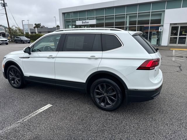 Certified 2022 Volkswagen Tiguan SE w/ Panoramic Sunroof Package image 6