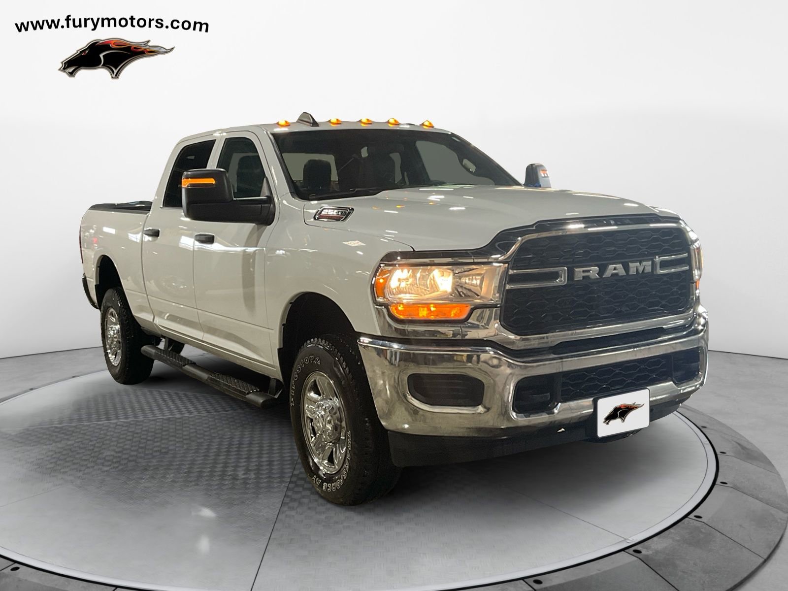 Used 2024 RAM 2500 Tradesman w/ Chrome Appearance Group image 1
