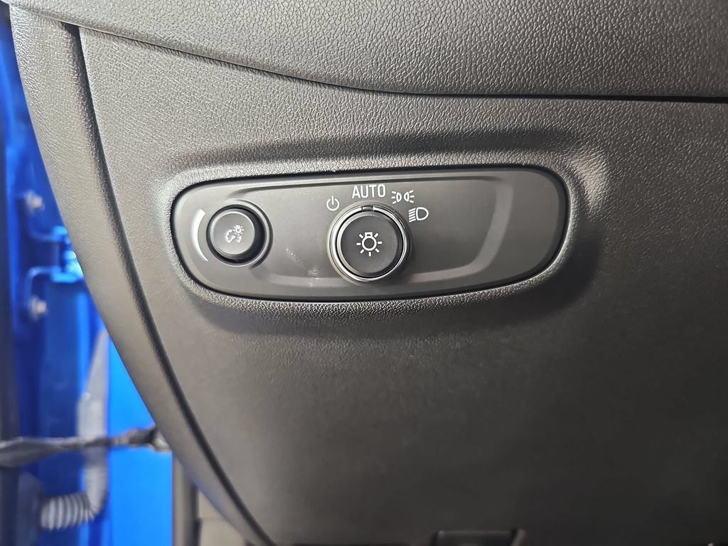 Certified 2024 Chevrolet Equinox LS w/ LS Convenience Package FWD image 30