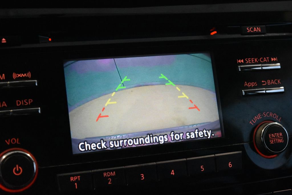 Used 2014 Nissan Rogue SV image 12