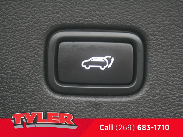 Used 2024 Kia Sportage X-Line w/ X-Line Premium Package AWD/4WD image 18