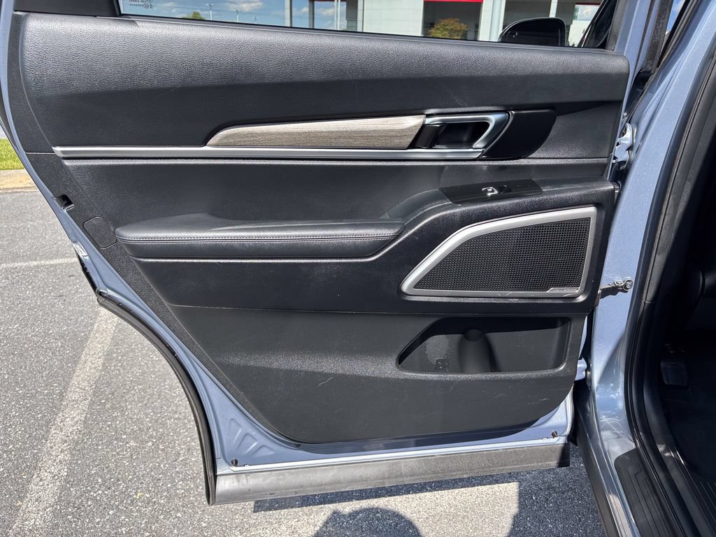 Used 2022 Kia Telluride EX w/ EX Premium Package FWD image 47