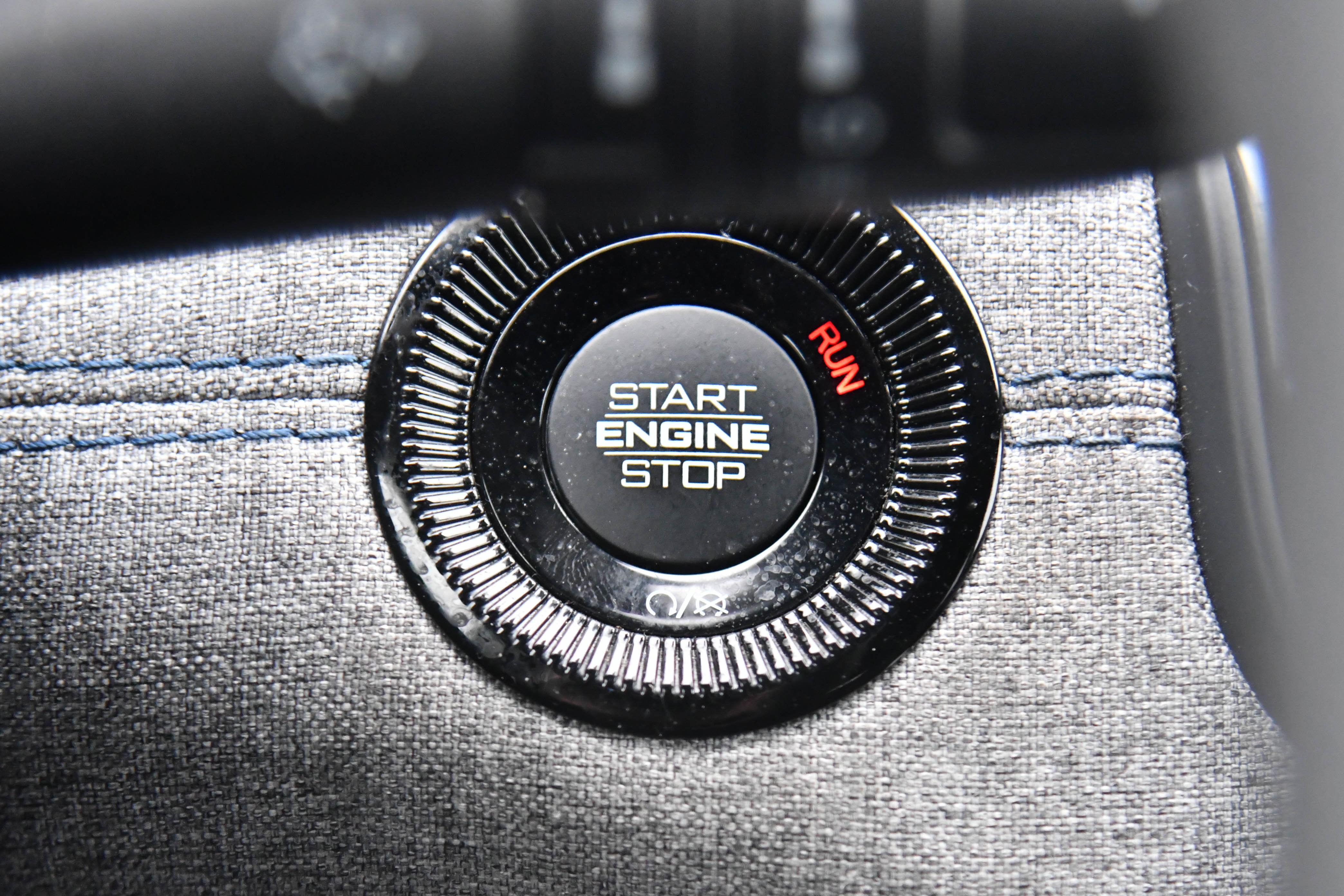 Used 2023 Jeep Compass Sport image 30