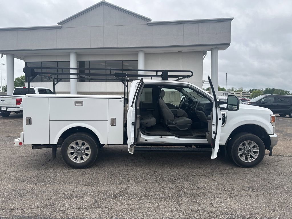 Certified 2022 Ford F250 XLT w/ XLT Value Package AWD/4WD image 8
