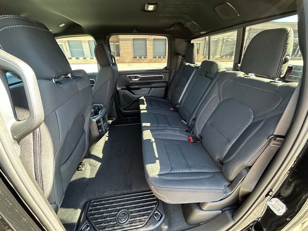 New 2026 RAM 1500 4x4 Crew Cab image 13