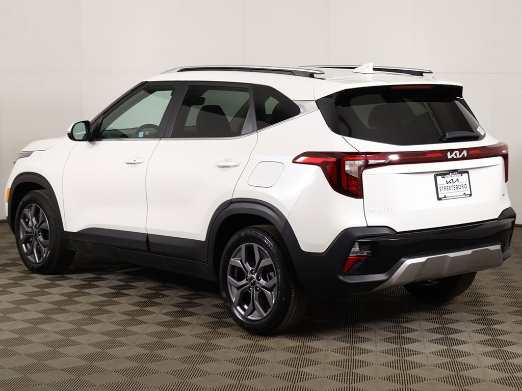 Used 2024 Kia Seltos S image 9