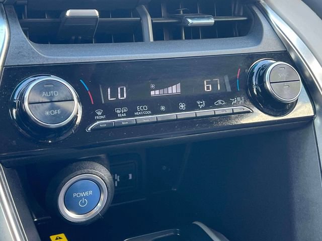 Certified 2021 Toyota Venza LE w/ Carpet Mat Package (TMS) AWD/4WD image 34