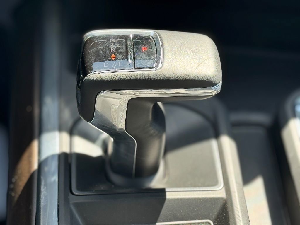 Used 2025 Chevrolet Silverado 1500 High Country image 6