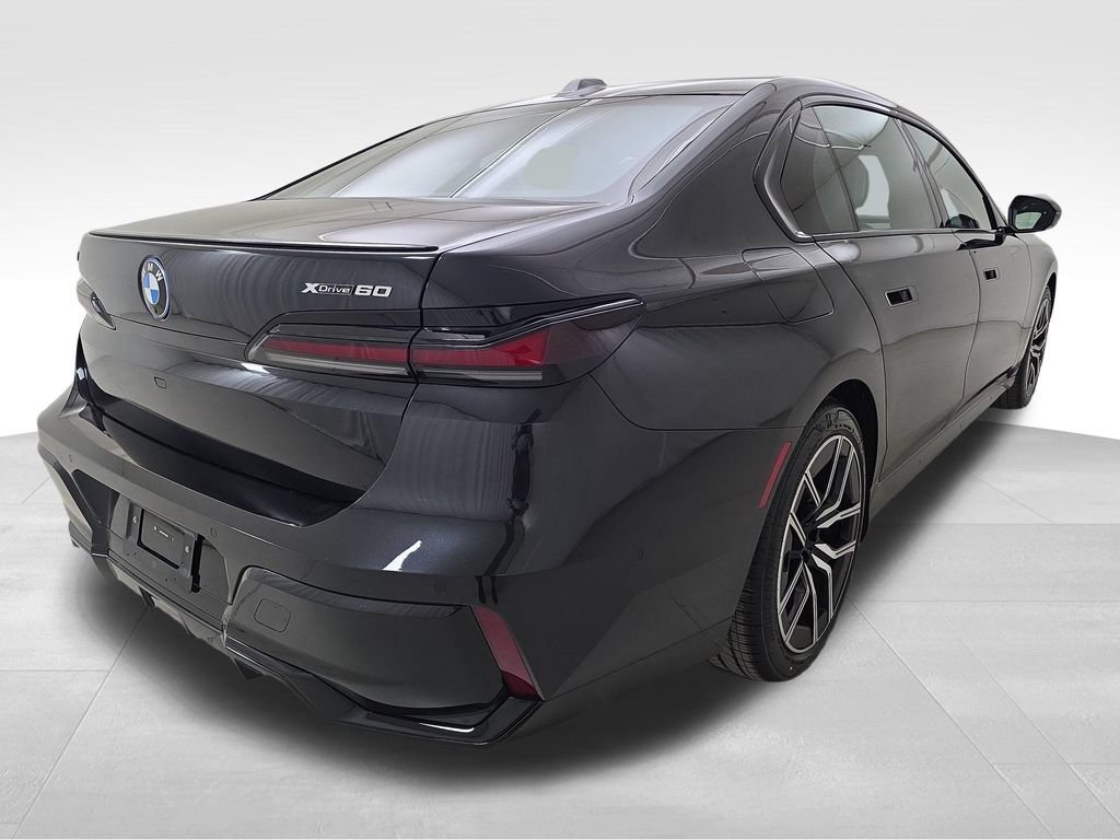 New 2026 BMW i7 xDrive60 w/ Executive Package AWD/4WD image 10