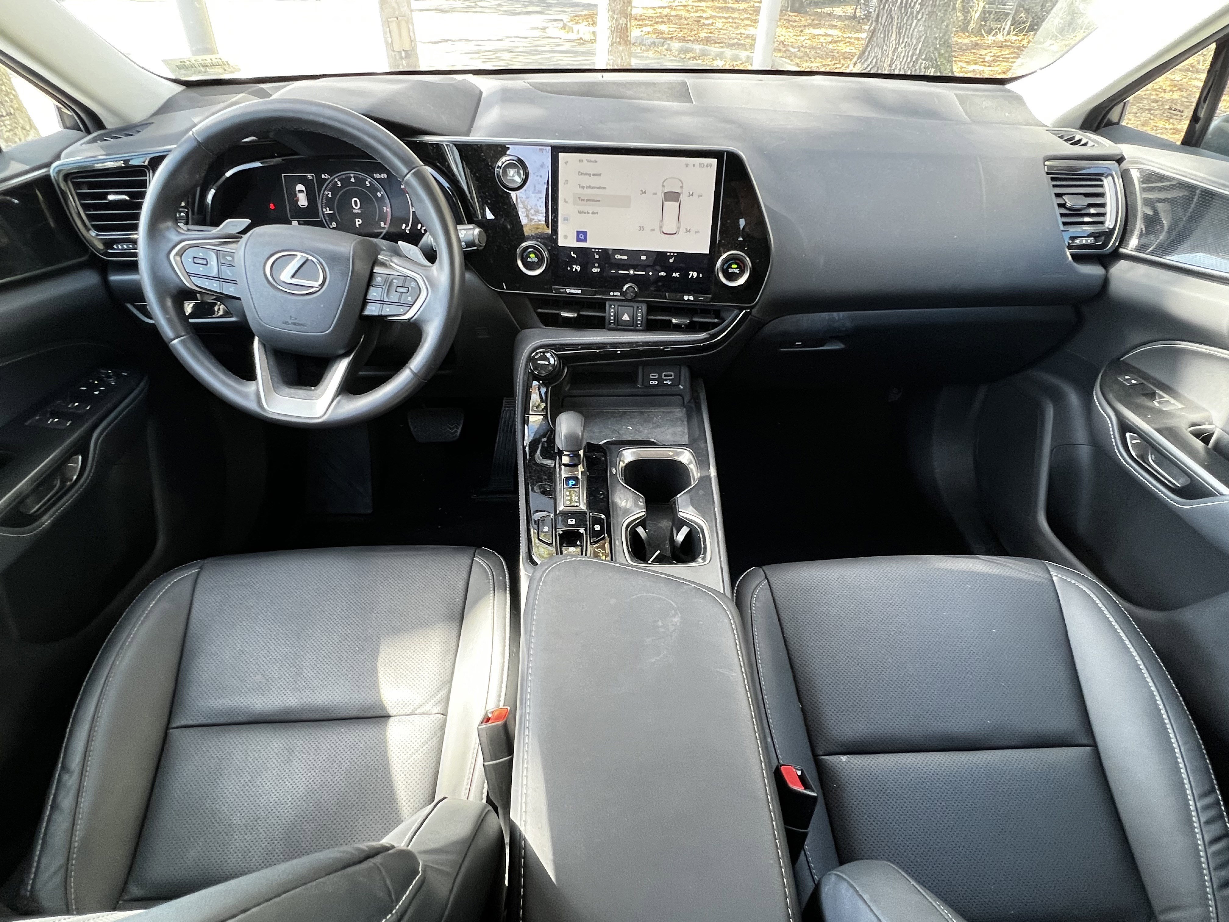 Used 2024 Lexus NX 250 FWD w/ Towing Package (2000 Lbs) image 35