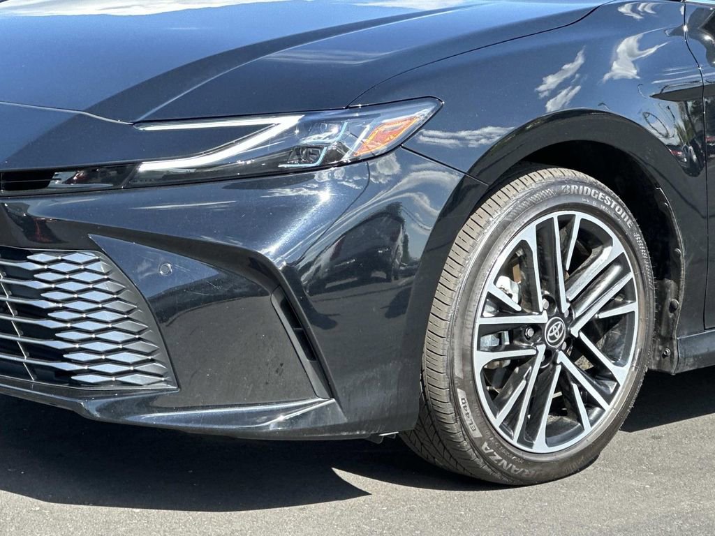 Used 2025 Toyota Camry XLE w/ Premium Plus Package AWD/4WD image 8