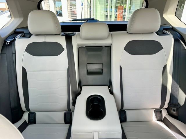 New 2026 Volkswagen Taos SE AWD/4WD image 19