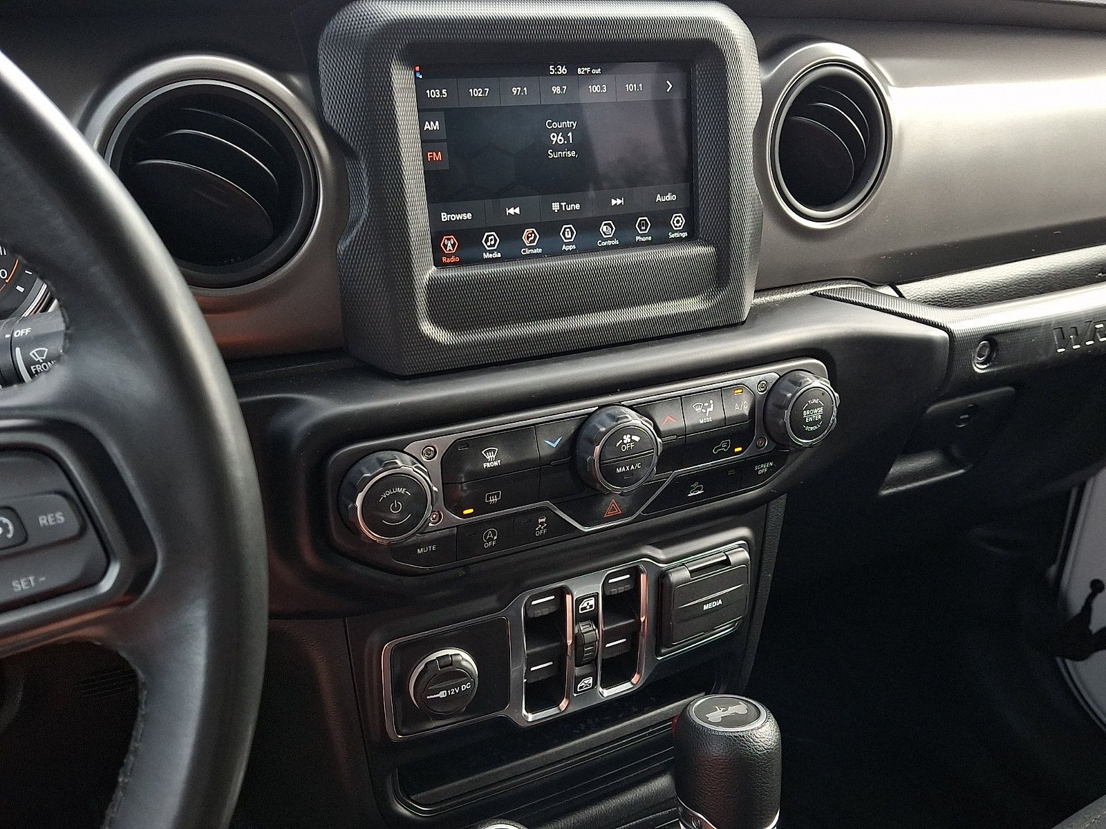 Certified 2022 Jeep Wrangler Unlimited Sport AWD/4WD image 19