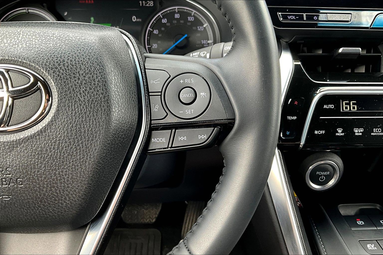 Used 2024 Toyota Venza Nightshade AWD/4WD image 12