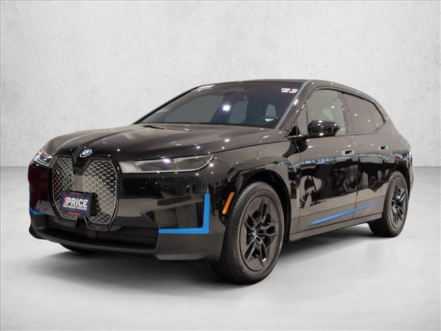 Used 2023 BMW iX xDrive50 w/ Convenience Package video 1