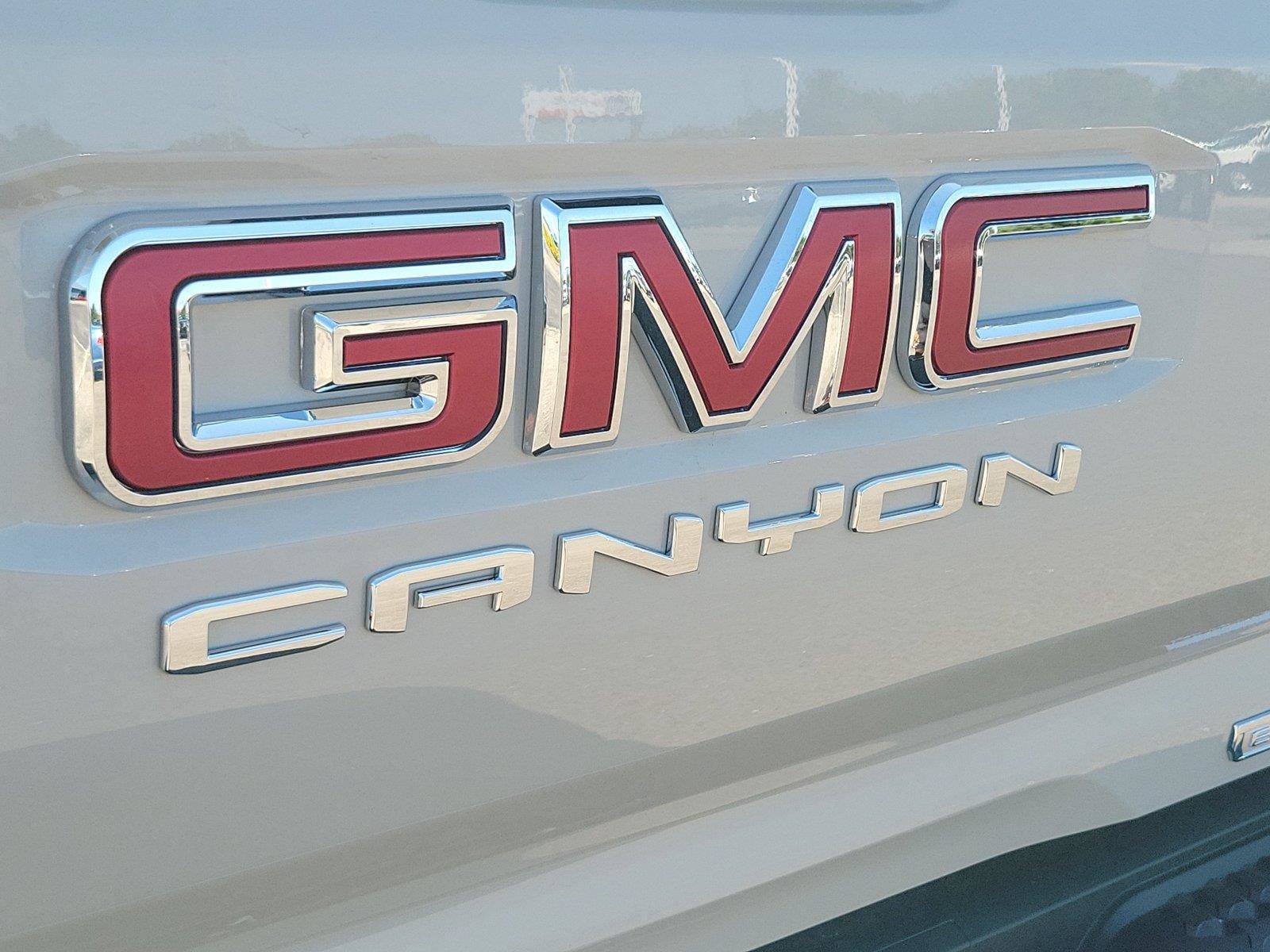 New 2026 GMC Canyon Elevation w/ Convenience Package AWD/4WD image 6