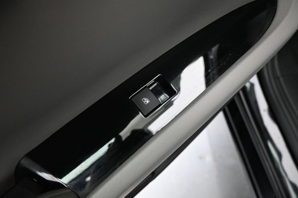 Used 2016 Cadillac XTS Luxury FWD image 10