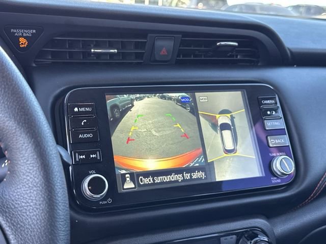 Used 2023 Nissan Kicks SR w/ SR Premium Package FWD image 18